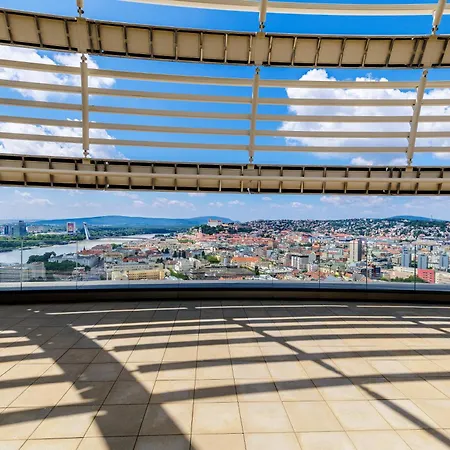 Sky Park Tower 1, 22 Level, Downtown Centrum, Adress In Town, Parking Included Apartmán